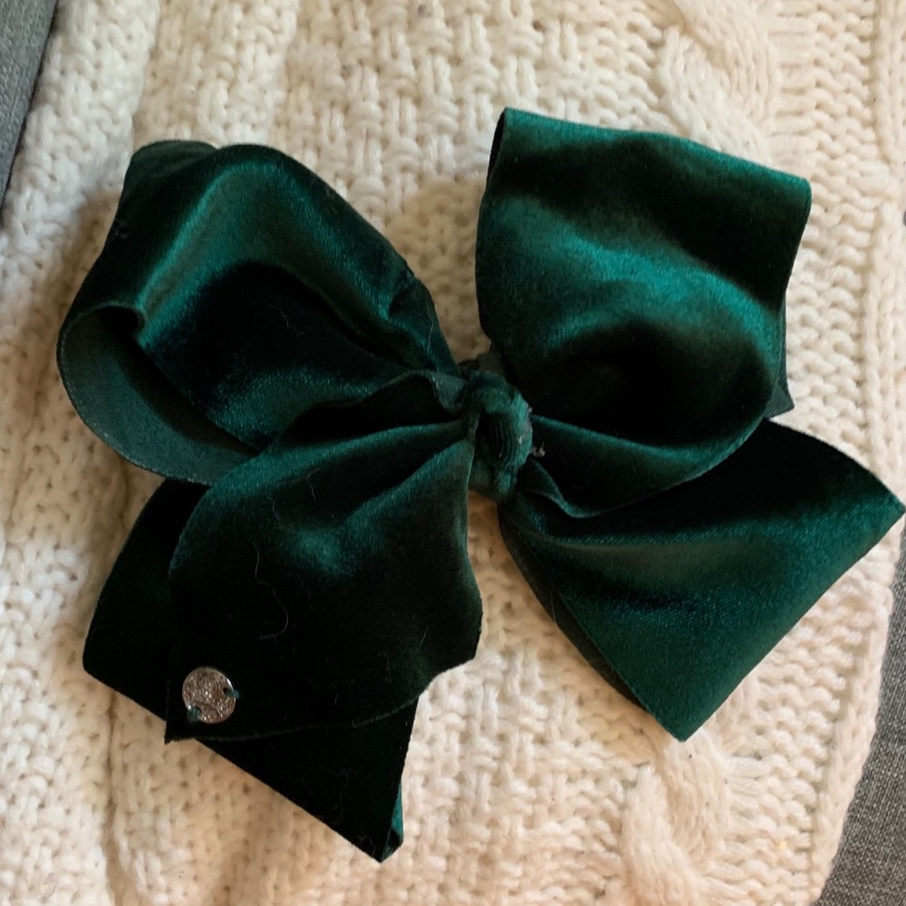 Jojo Siwa Velvet bow with lobster clip